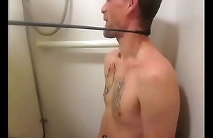 Shower Piss Titbit