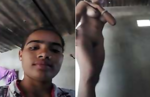 Desi Village Girl Record Her Nude Selfie video For Lover