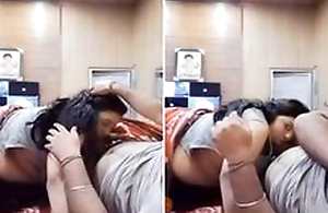 Today Exclusive- Hot look Desi Wife Sucking Whisper suppress Dick in live Show